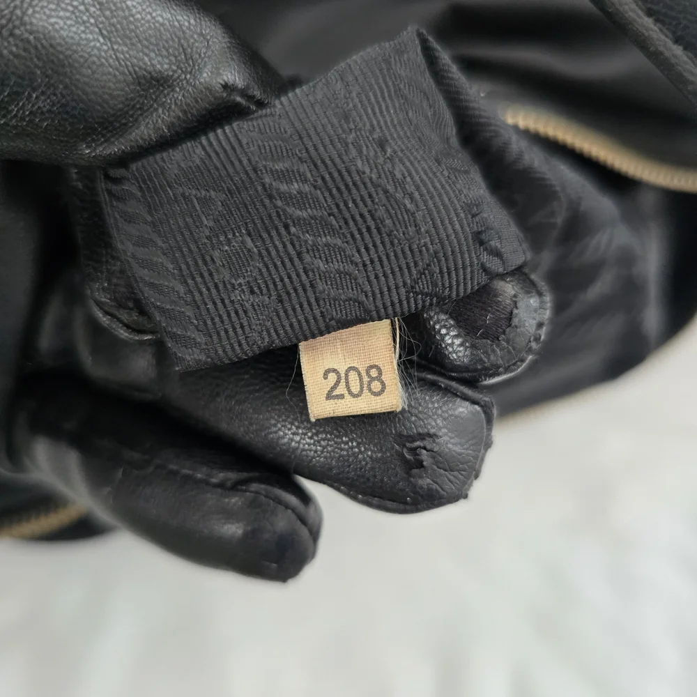 Prada Black Women's Tote Bag - Picture 6 of 11